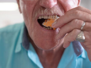 próteses dentárias